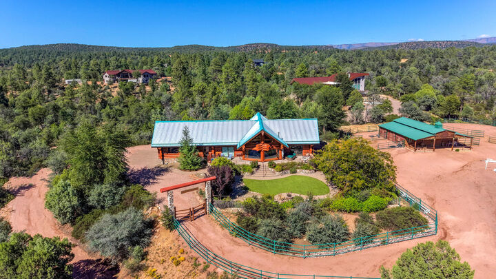Property Photo:  801 N Chaparral Pines Drive  AZ 85541 