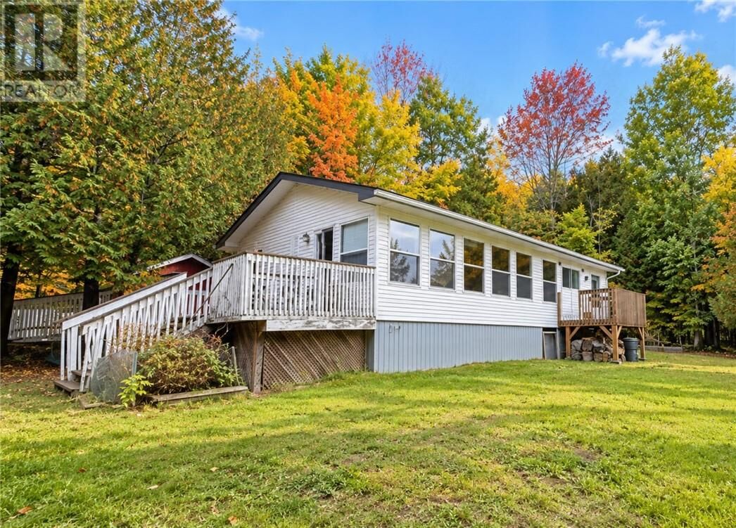 Property Photo:  760 Ice Lake Drive  ON P0P 1H0 