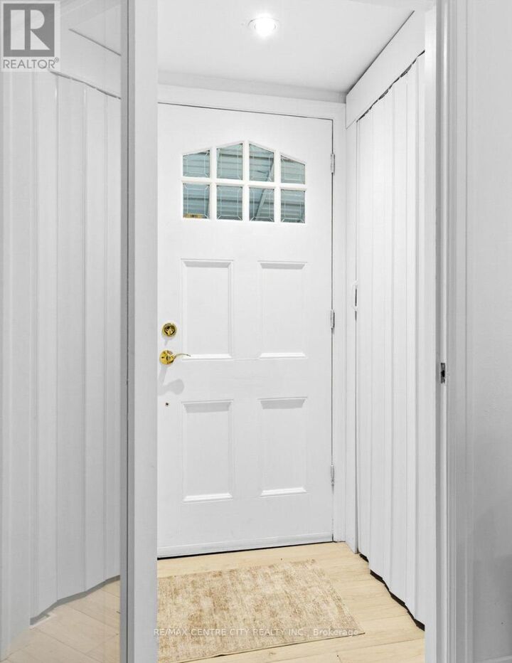 Property Photo:  529 Highbury Avenue North  ON N5W 4K6 