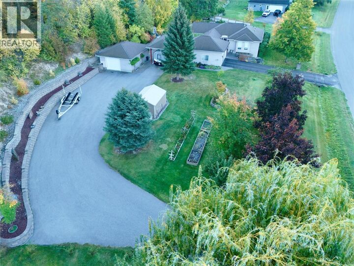 Property Photo:  1334 8th Avenue North  BC V0B 1G6 