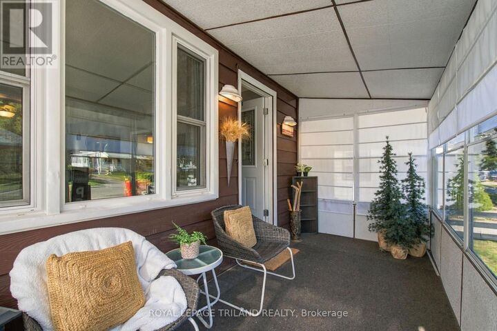 Property Photo:  191 Barker Street  ON N5Y 1Y2 