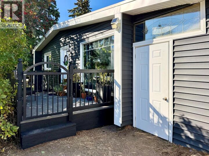 Property Photo:  786 Irwin Street  BC V2M 2X7 