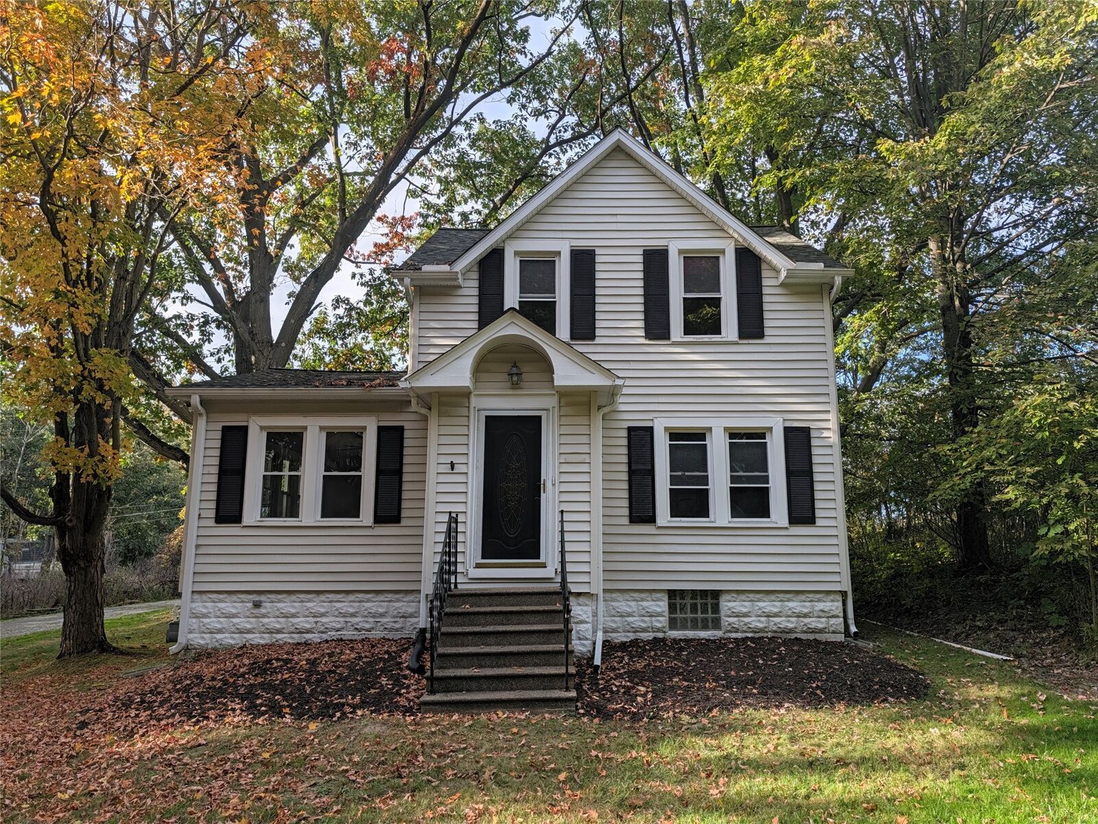Property Photo:  40 Harold Road  PA 16509 