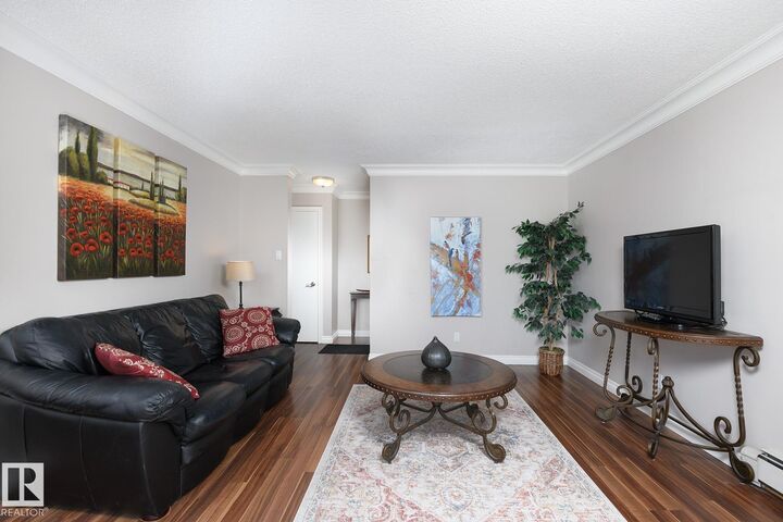 Property Photo:  10735 81 Avenue NW 308  AB T6E 1Y2 