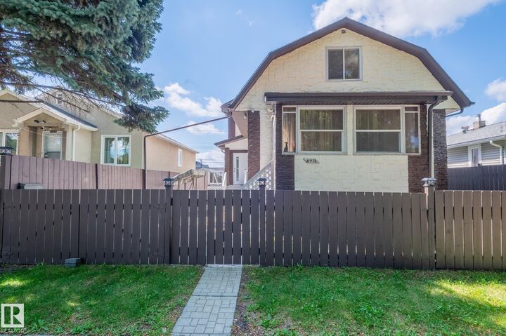 Property Photo:  11916 71 Street NW  AB T5B 1W7 