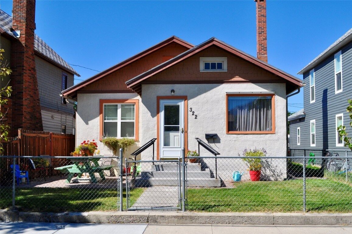 Property Photo: 322 W Geyser St MT 59047