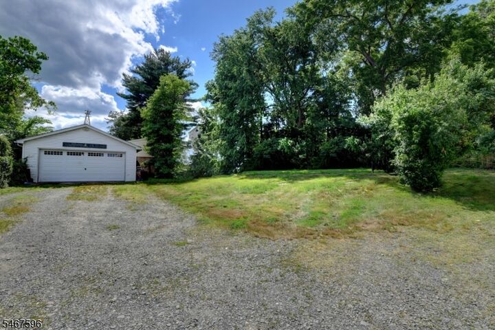 Property Photo:  91 Minnisink Rd  NJ 07512 