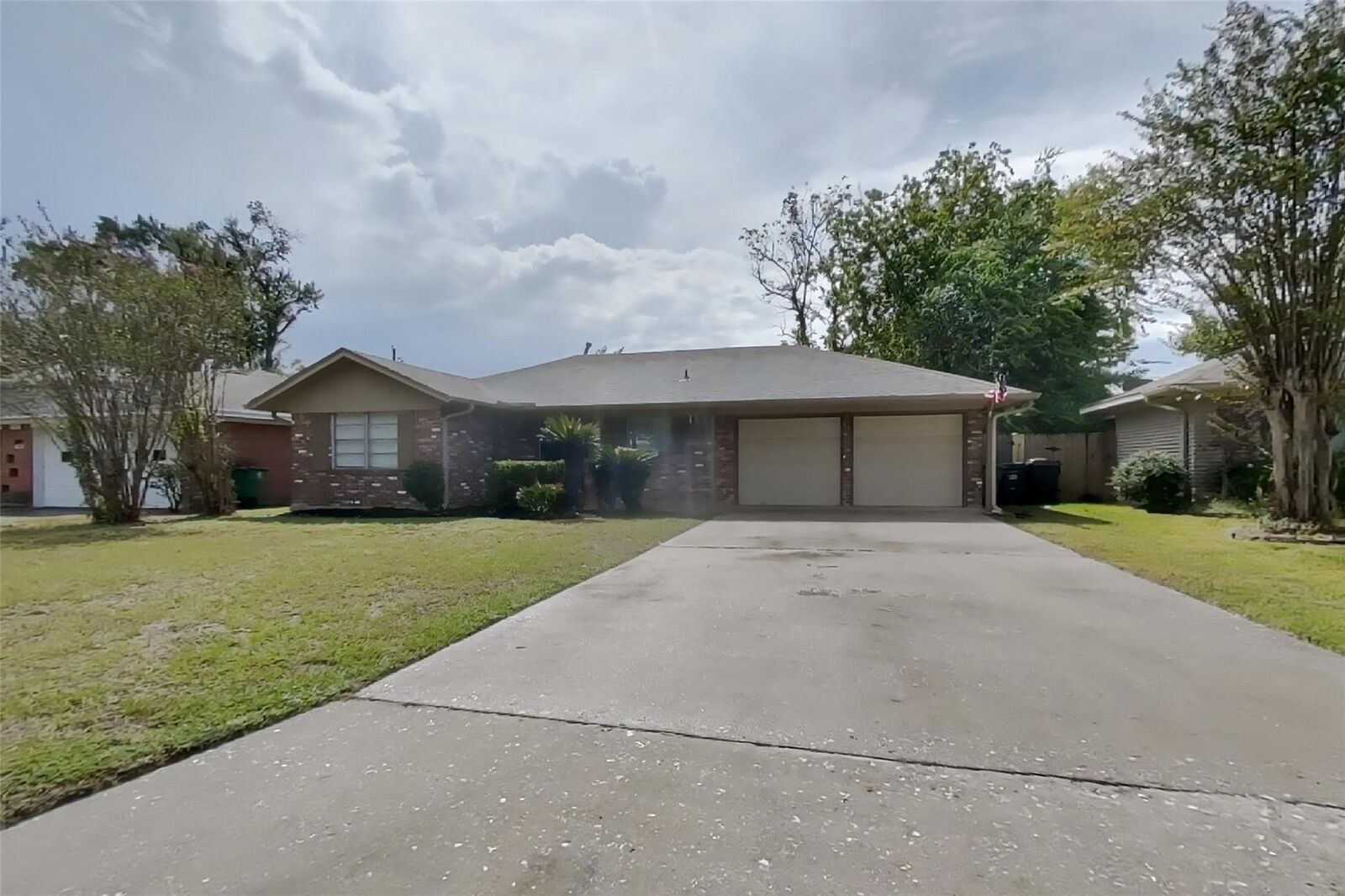 Property Photo:  5619 Nina Lee Lane  TX 77092 