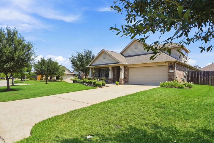Property Photo: 17918 Sulgrave Drive TX 77429
