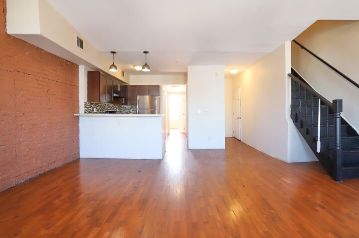 Property Photo: 37 Harmon St 3 NJ 07304