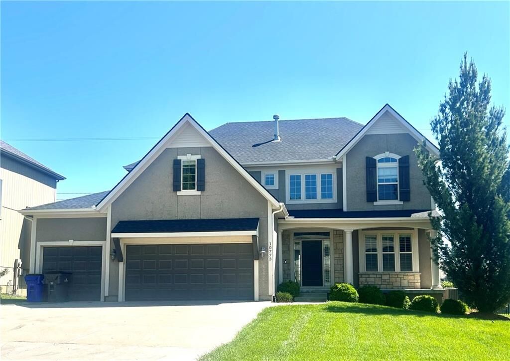 Property Photo: 10773 S Palisade Street KS 66061