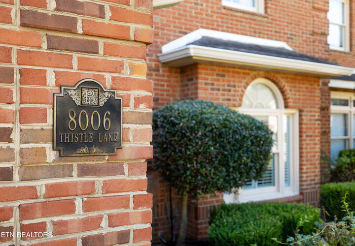 Property Photo: 8006 Thistle Lane TN 37919