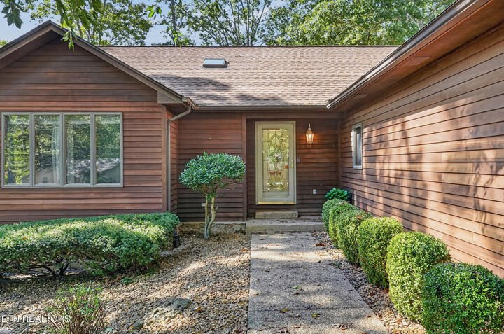 Property Photo:  22 Lakeside Circle  TN 38558 