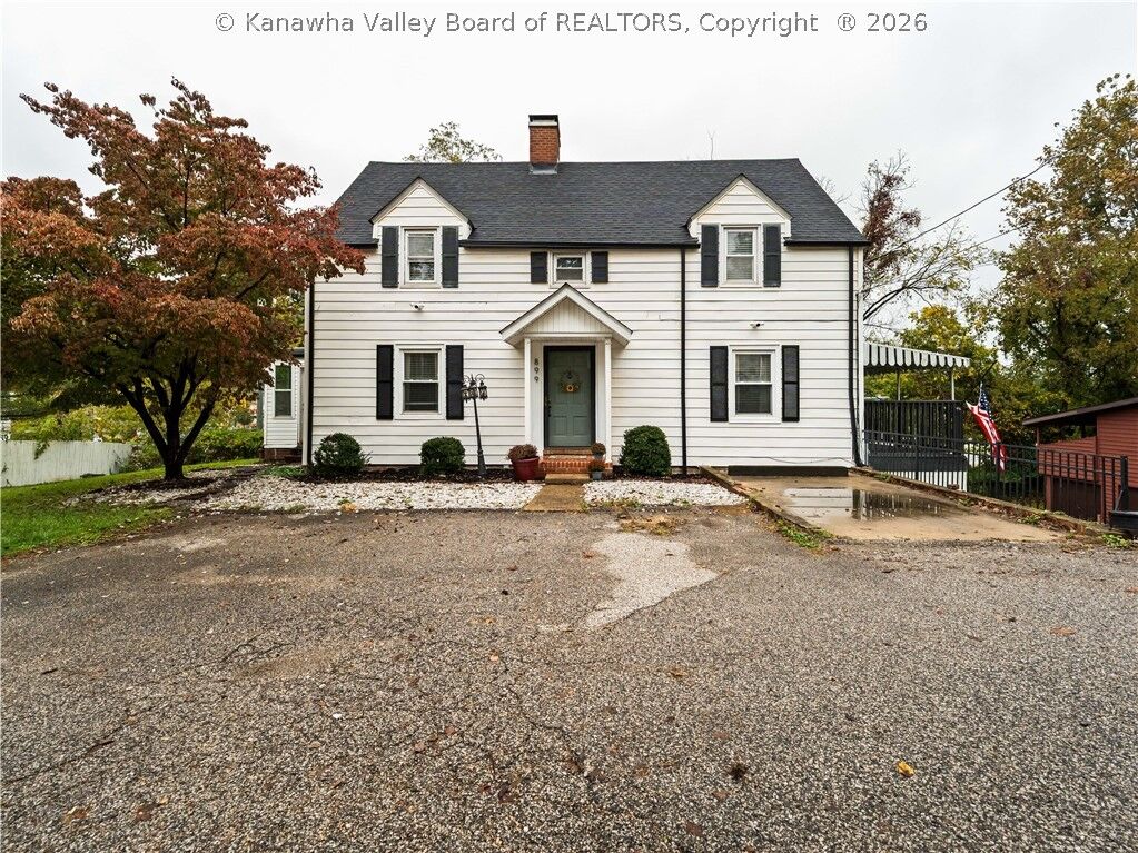 Property Photo:  899 Sherwood Road  WV 25314 