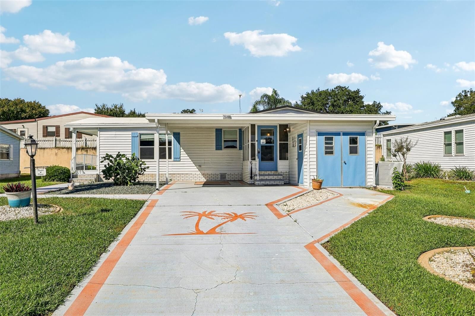 Property Photo:  25109 Clifford Hill  FL 34748 