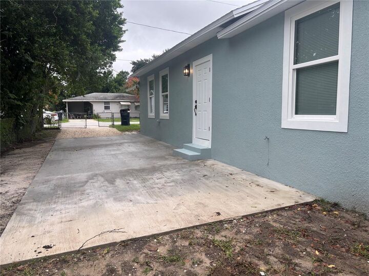 Property Photo: 518 Orange Street FL 33823