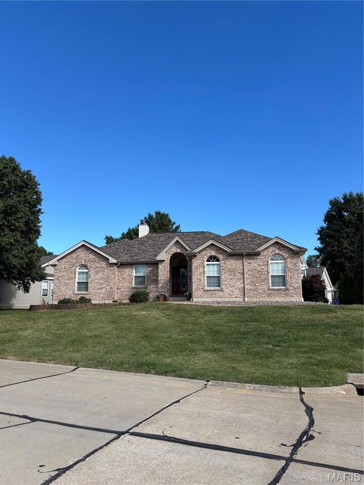 Property Photo:  4012 Kim Kelly Drive  MO 63304 
