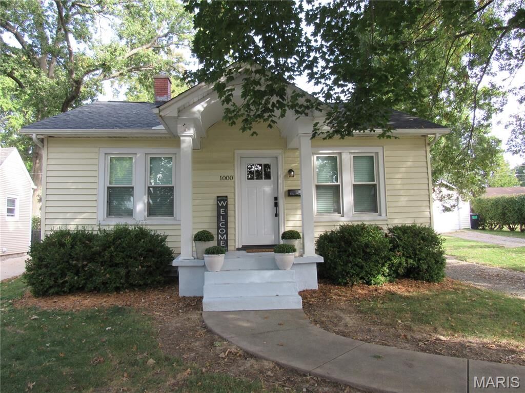 Property Photo:  1000 McPherson Avenue  IL 62002 