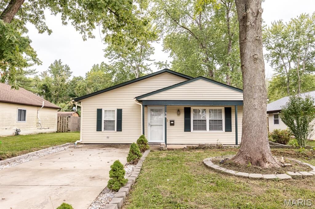 Property Photo:  14 Arabelle Drive  IL 62220 