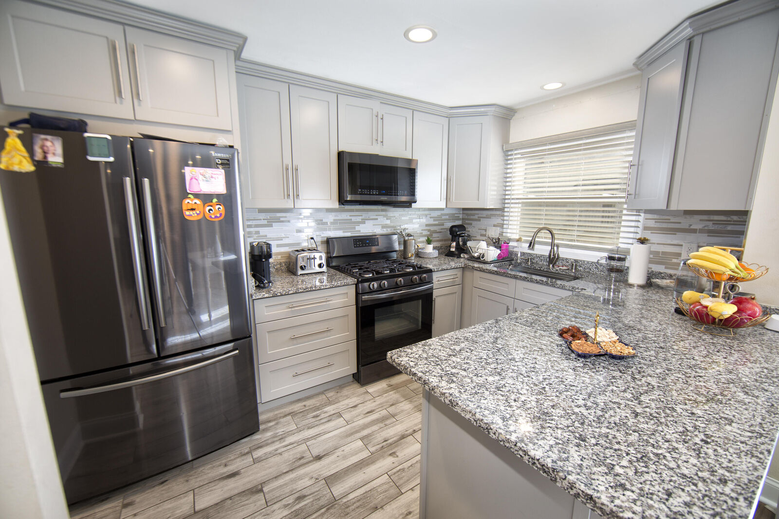 Property Photo:  1228 W Baldwin Ct  WI 53092 