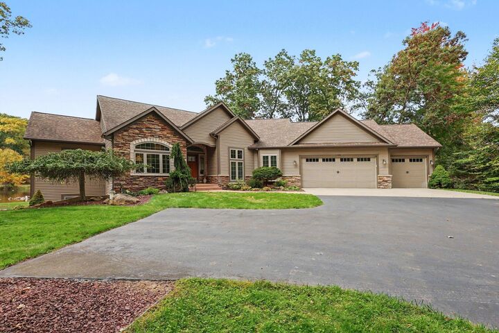 Property Photo:  5985 Tannon Trail Court  MI 49302 