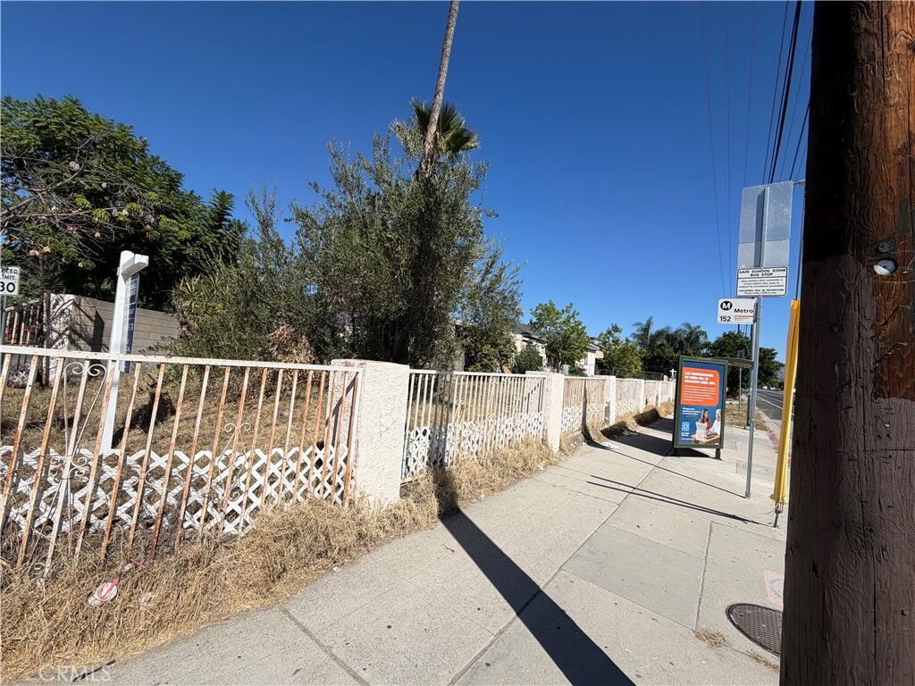 Property Photo: 12351 Roscoe CA 91352