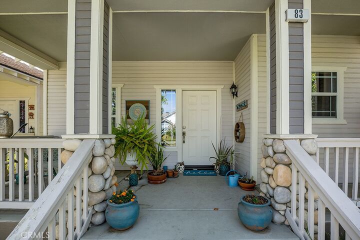 Property Photo:  83 Orangewood Court  CA 92373 