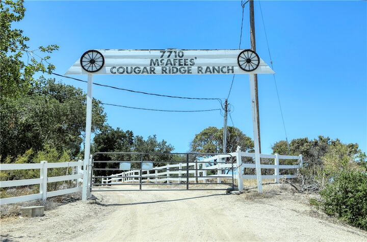 Property Photo:  7710 Cougar Ridge Way  CA 93454 