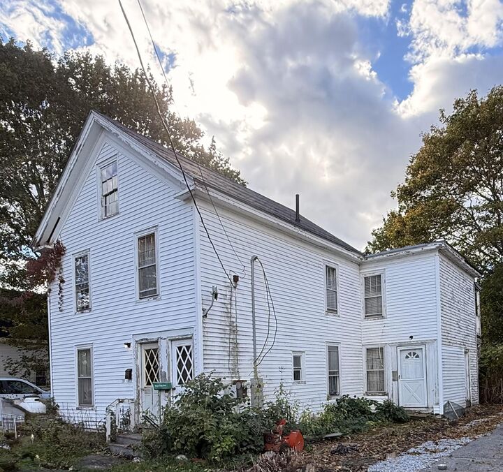 Property Photo:  12 State Street  ME 04841 