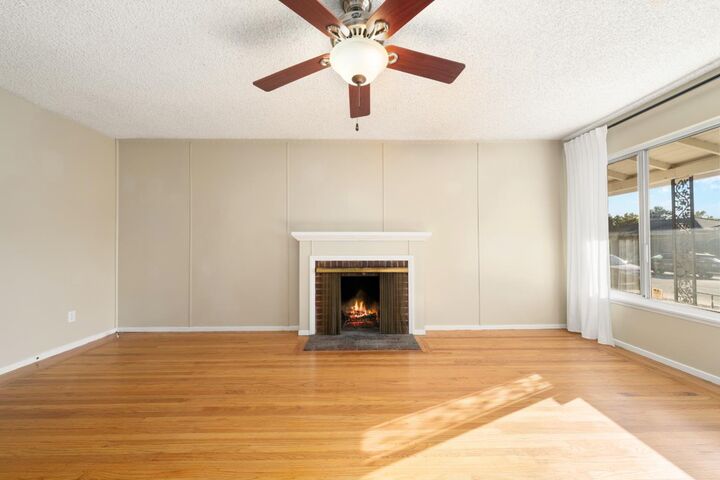 Property Photo: 5641 Johns Drive CA 95822
