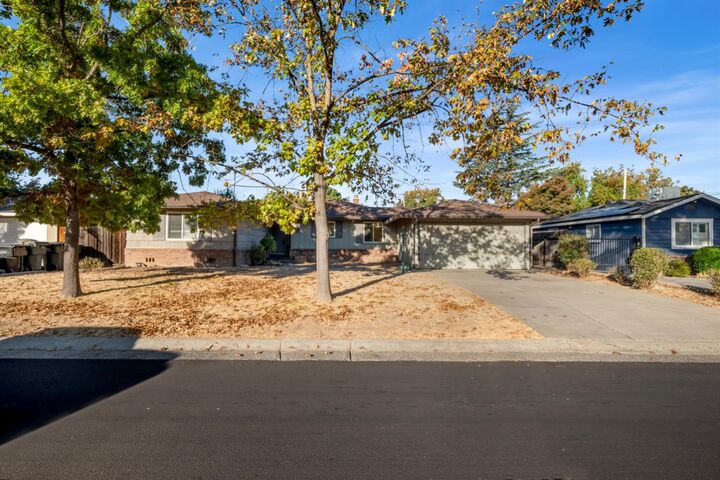 Property Photo: 1405 Eastern Avenue CA 95864
