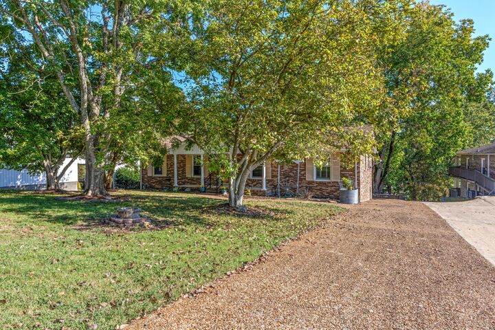 Property Photo: 491 Lake Forest Dr TN 37122