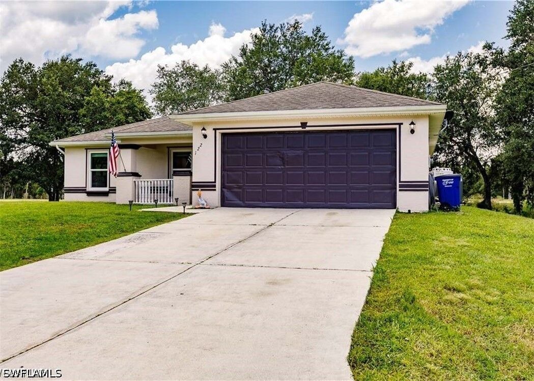 Property Photo: 122 Teakwood Drive FL 33974
