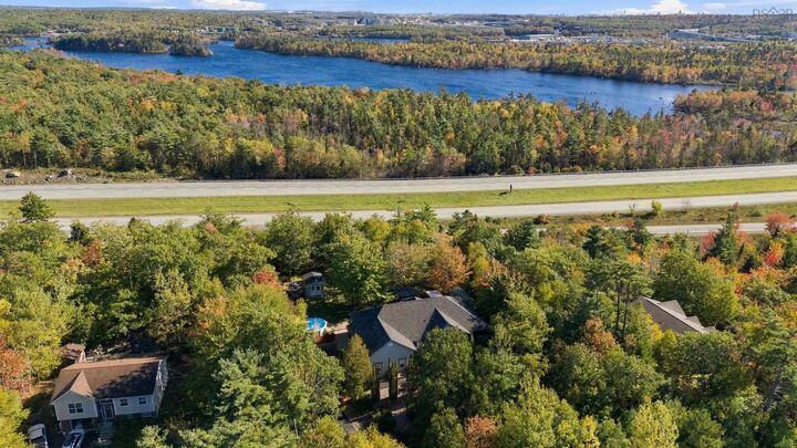 Property Photo:  44 Brackstone Court  NS B4C 4G5 