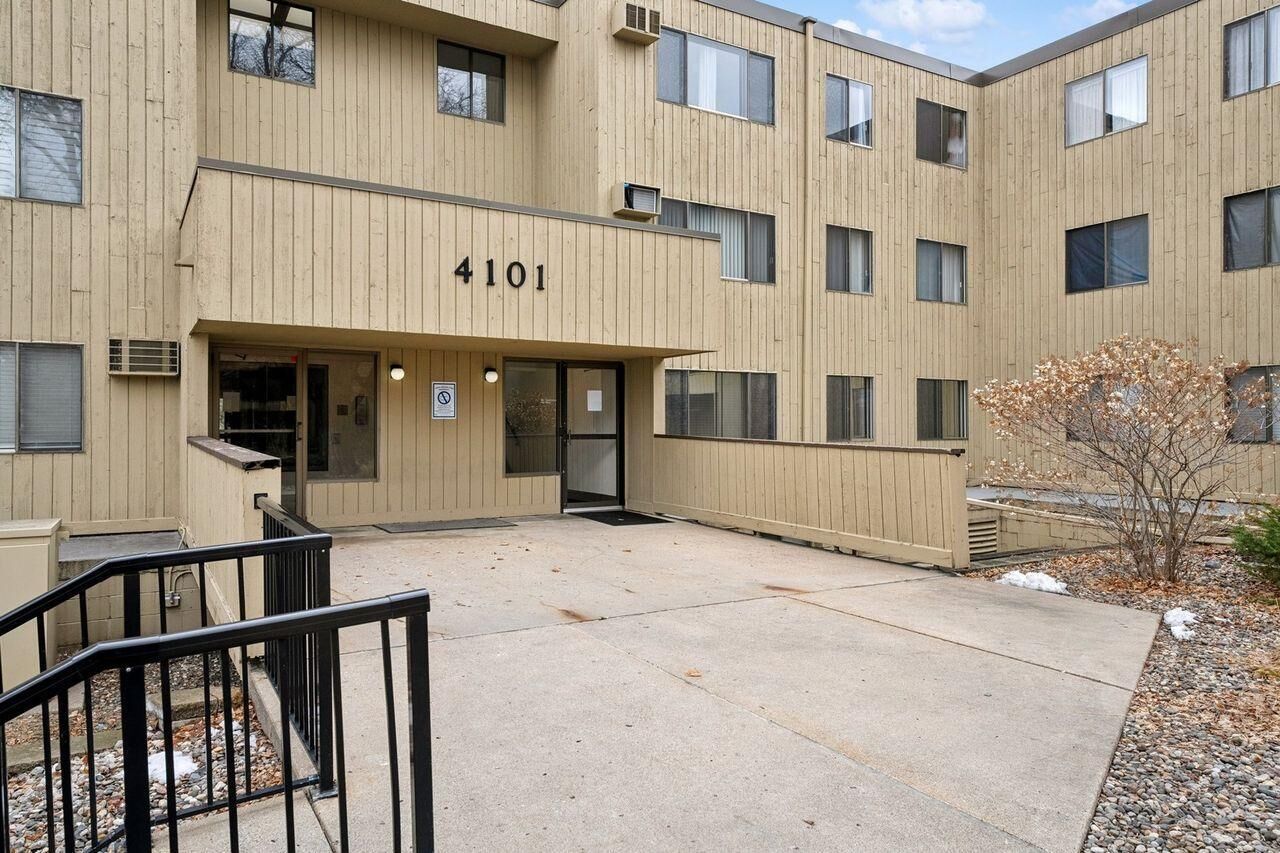 Property Photo: 4101 Parklawn Avenue 331 MN 55435