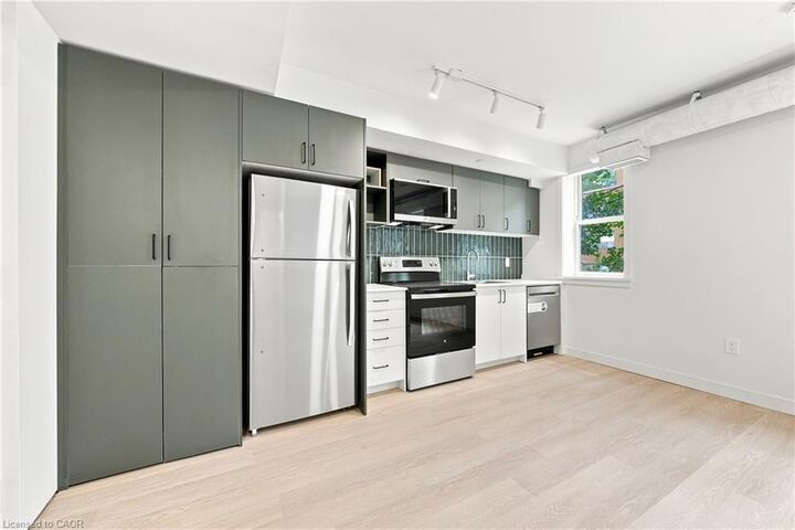 Property Photo:  325 James Street S 210  ON L8P 3B7 