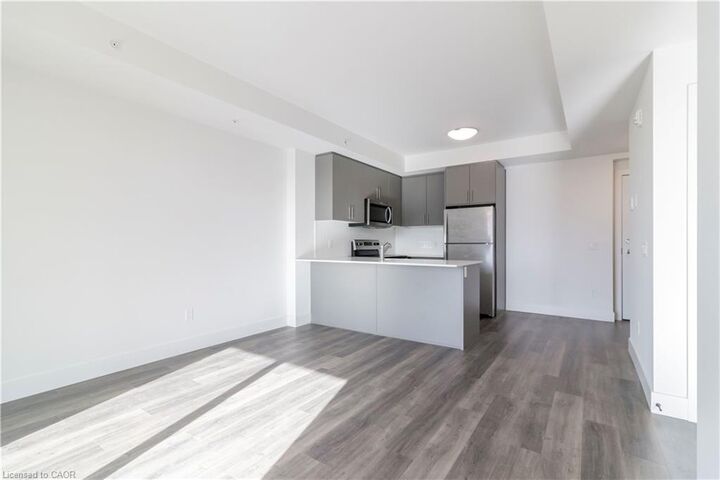 Property Photo:  103 Roger Street 512  ON N2J 0G2 