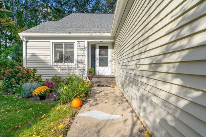 Property Photo:  129 Stone Ridge Rd 129  MA 02038 