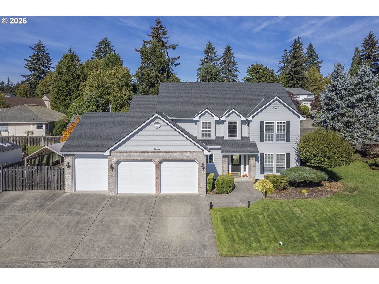 Property Photo:  13410 SE 26th Cir  WA 98683 
