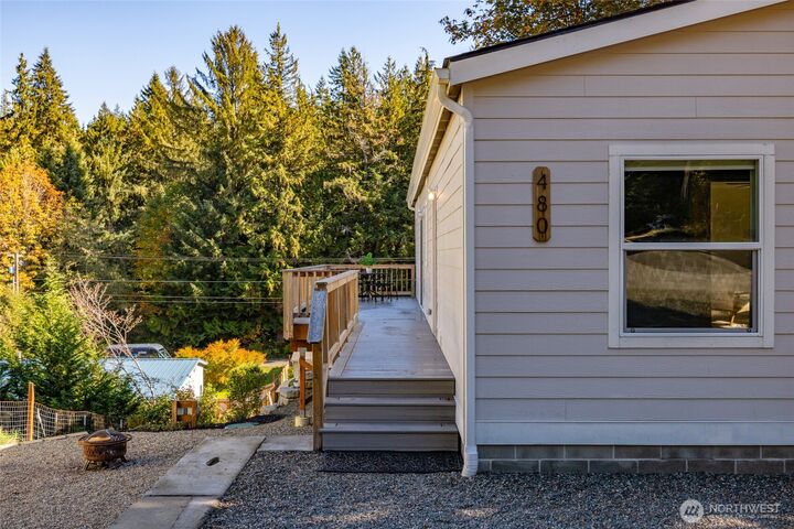 Property Photo: 480 Fir Lane WA 98284