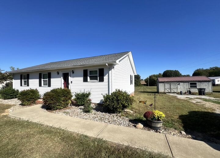 Property Photo:  52 Cloverdale Drive  KY 42141 