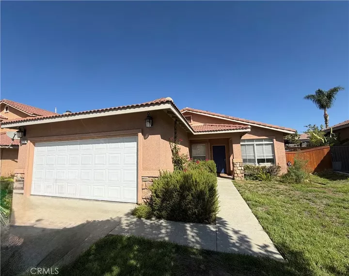 Property Photo:  22686 Hannah Court  CA 92883 