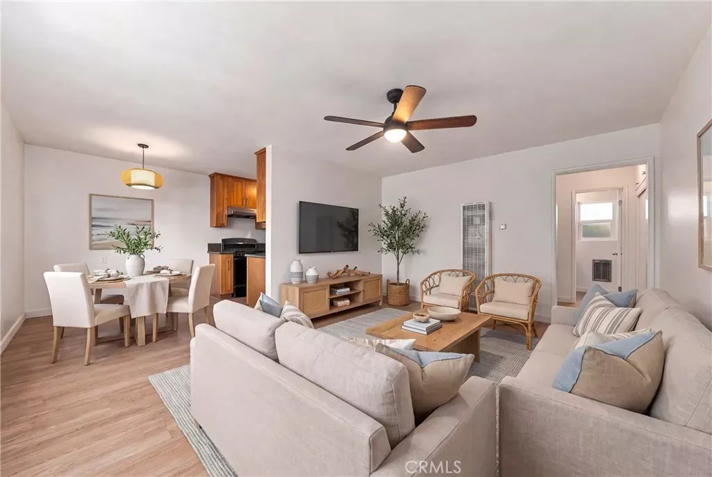 Property Photo:  930 E 1st 16  CA 90802 
