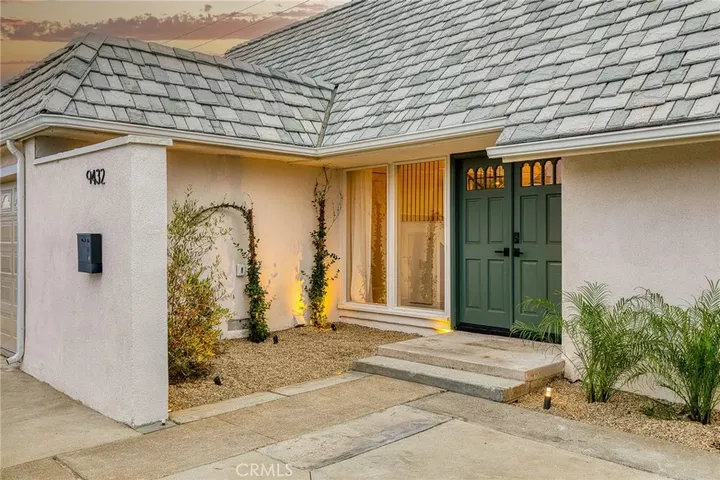 Property Photo: 9432 Warbler CA 92708