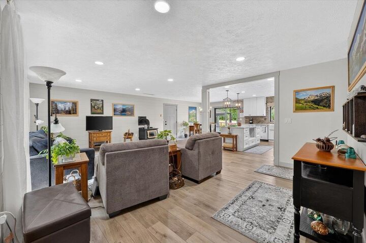 Property Photo:  2781 Clarke Rd  WA 99109 