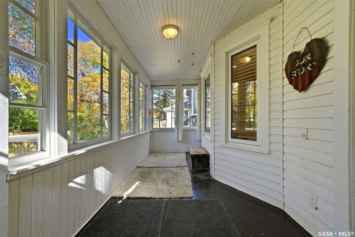 Property Photo:  2325 Cameron Street  SK S4T 2W2 