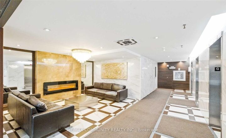 Property Photo: 100 Wingarden Court 616 ON M1B 2P4