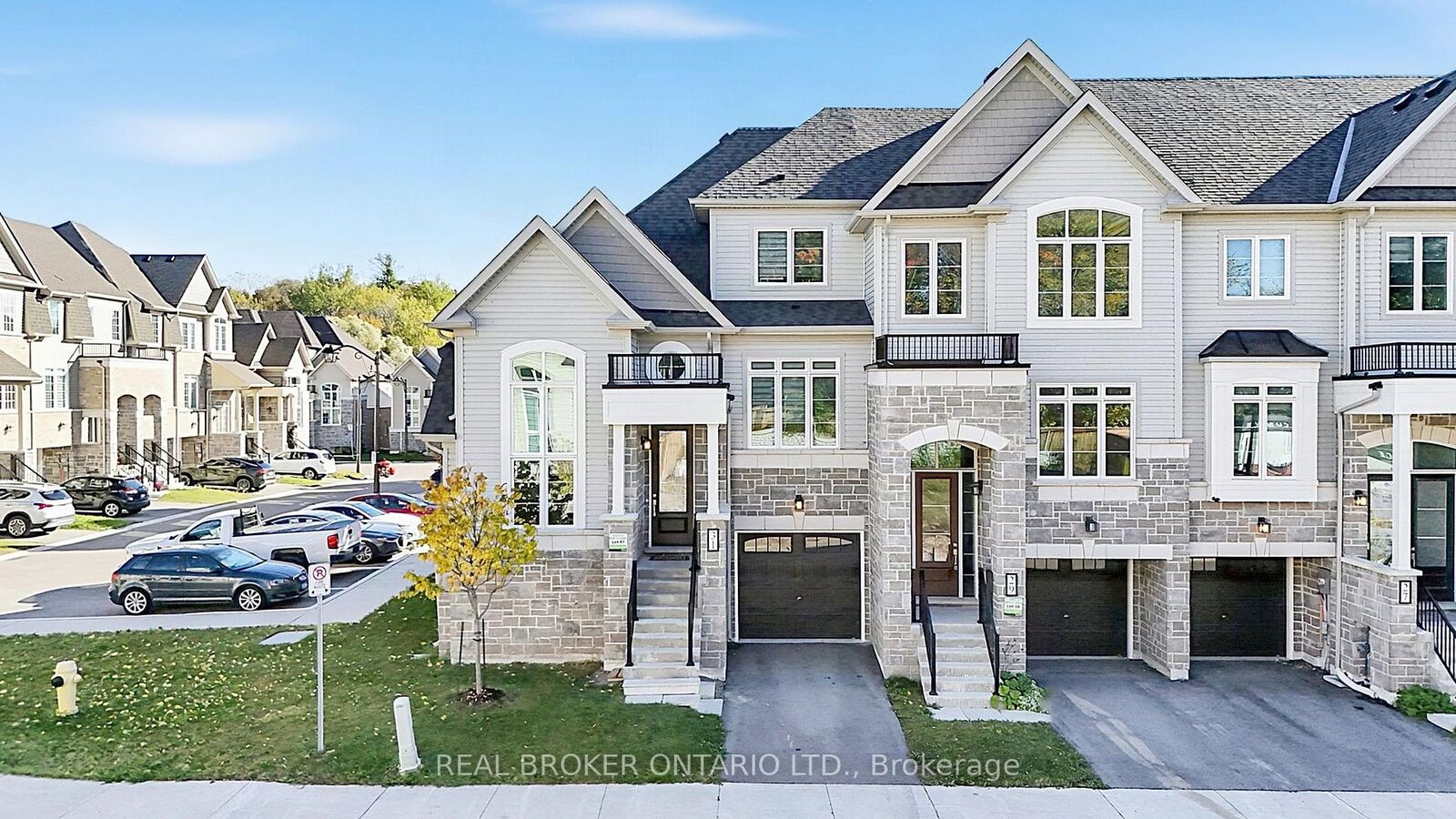 Property Photo:  31 Lyall Stokes Circle  ON L0G 1M0 