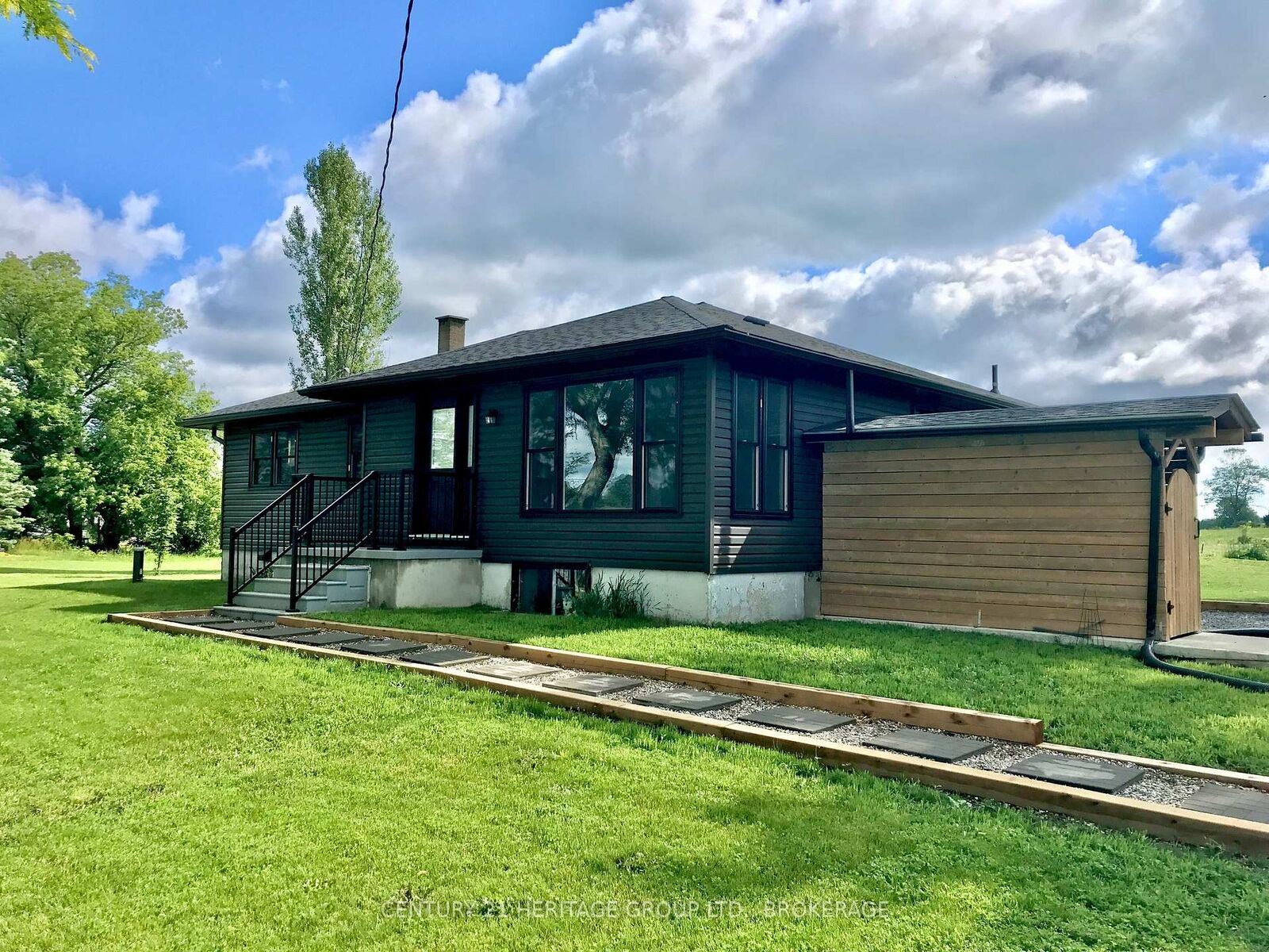 Property Photo:  9398 A Highway 38 Highway  ON K0H 1T0 