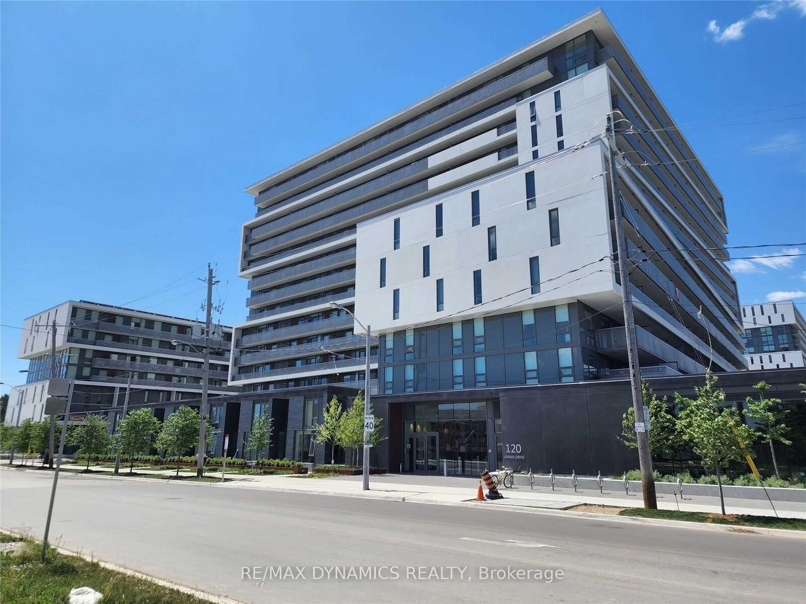 Property Photo:  120 Varna Drive 1002  ON M6A 0B3 